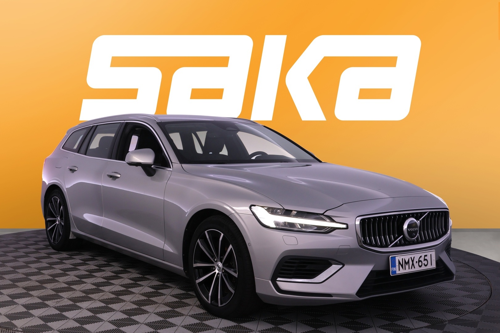 Volvo V60 T6 AWD Long Range Plus Bright aut