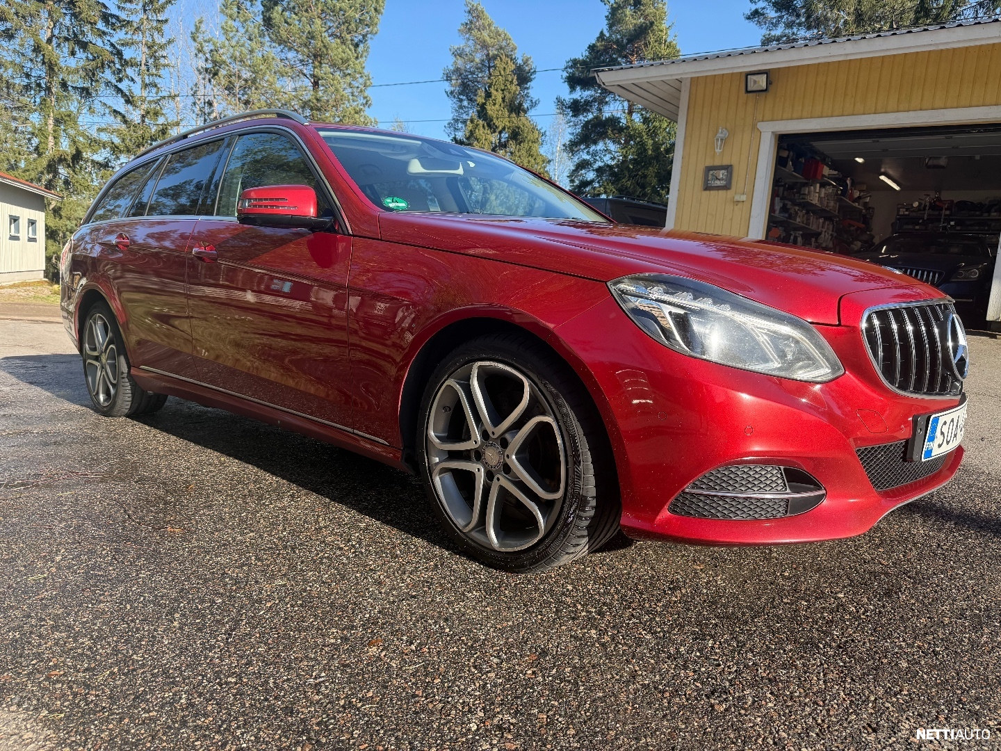 Mercedes-Benz E