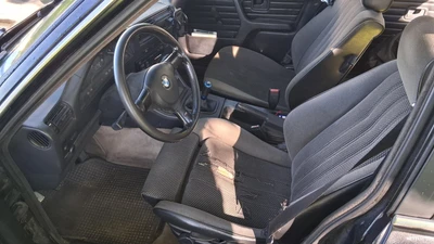 BMW 320 320 i 1985, kuva 7/15