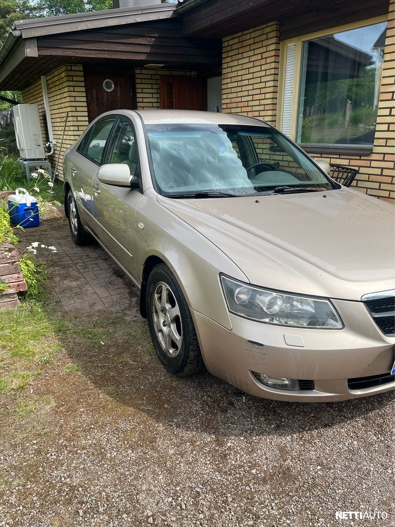 Hyundai Sonata
