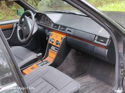 Mercedes-Benz E 300 1992, kuva 6/10