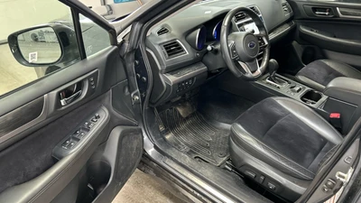 Subaru Outback 2,5i Summit CVT 2020, photo 6/10