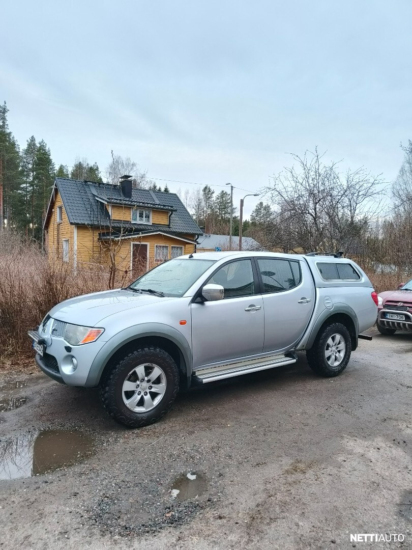 Mitsubishi L200