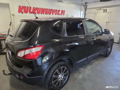 Nissan Qashqai 2010, photo 4/12
