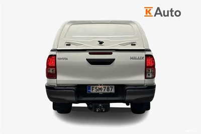 Toyota Hilux Double Cab 4WD 2,4D Life 2022, photo 3/31