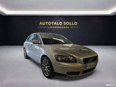 Volvo S40 2,4 (140 hv) Momentum man 2005, photo 3/20