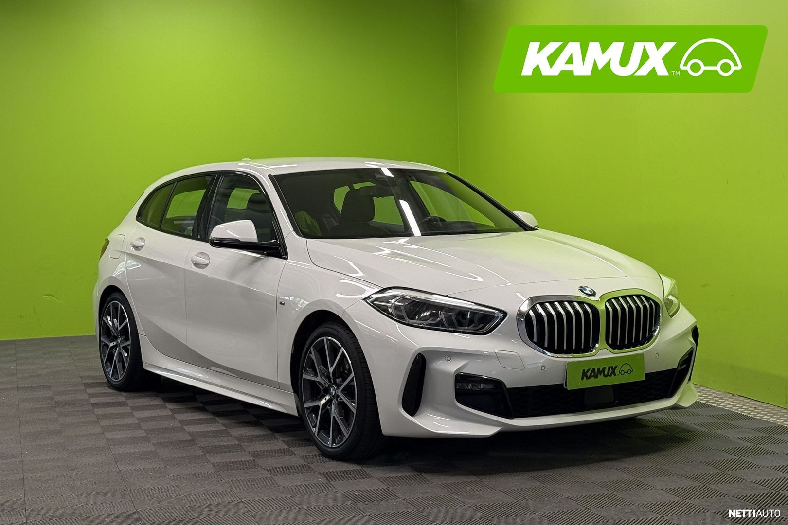 BMW 118