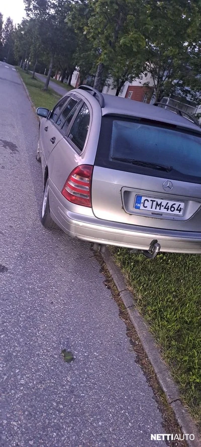 Mercedes-Benz C 220 2004, photo 7/10