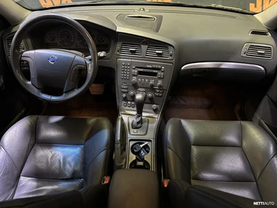Volvo V70 2,5T AWD Classic Aut 2003, kuva 6/15