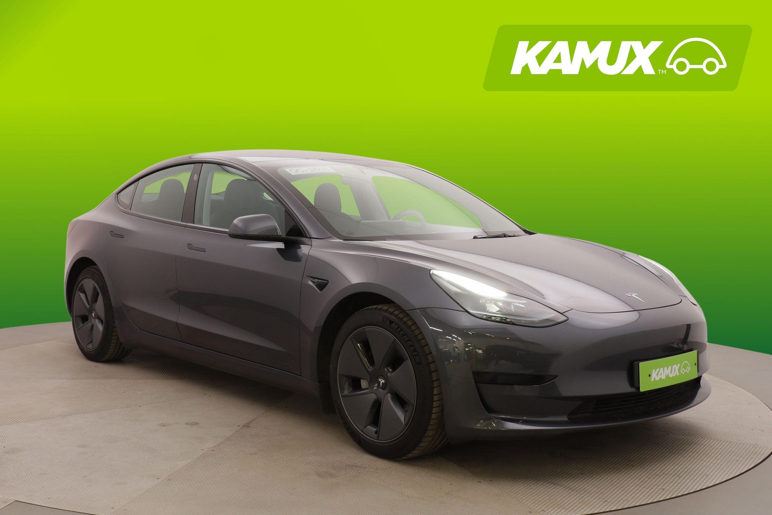 Tesla Model 3 RWD