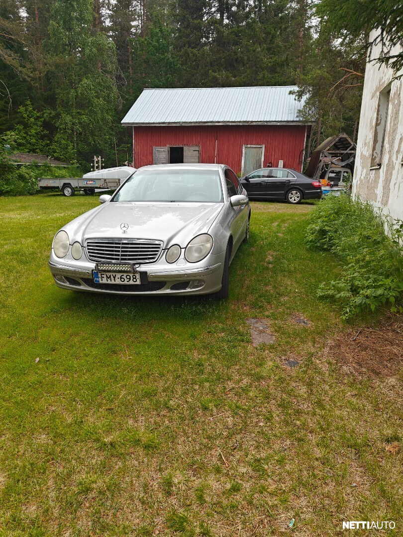 Mercedes-Benz E 220