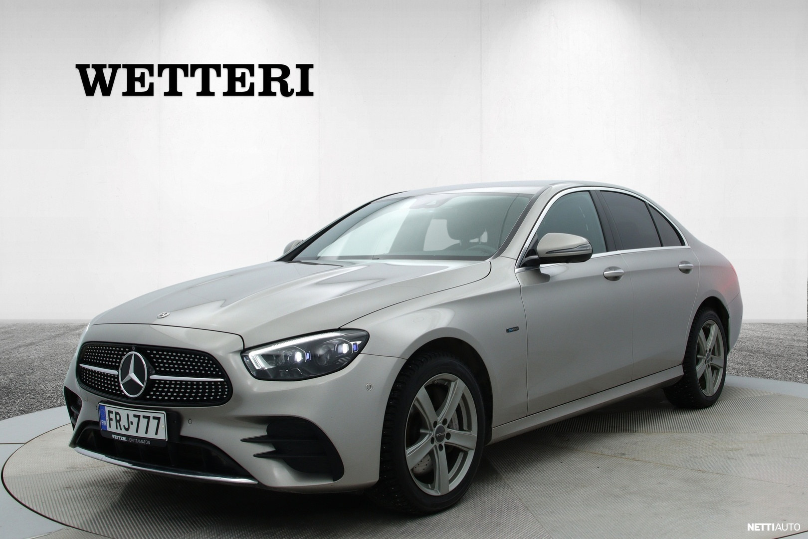 Mercedes-Benz E