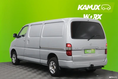 Toyota Hiace 2,5 D-4D 117 5ov pitkä 4WD 2008, photo 6/18