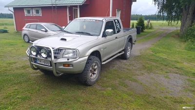 Mitsubishi L200 2005, kuva 5/7