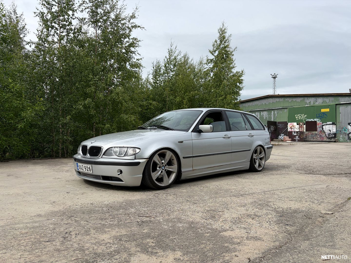 BMW 320