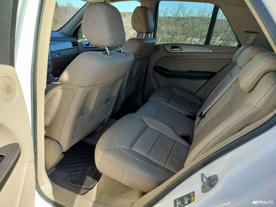Mercedes-Benz ML 2015, photo 6/10