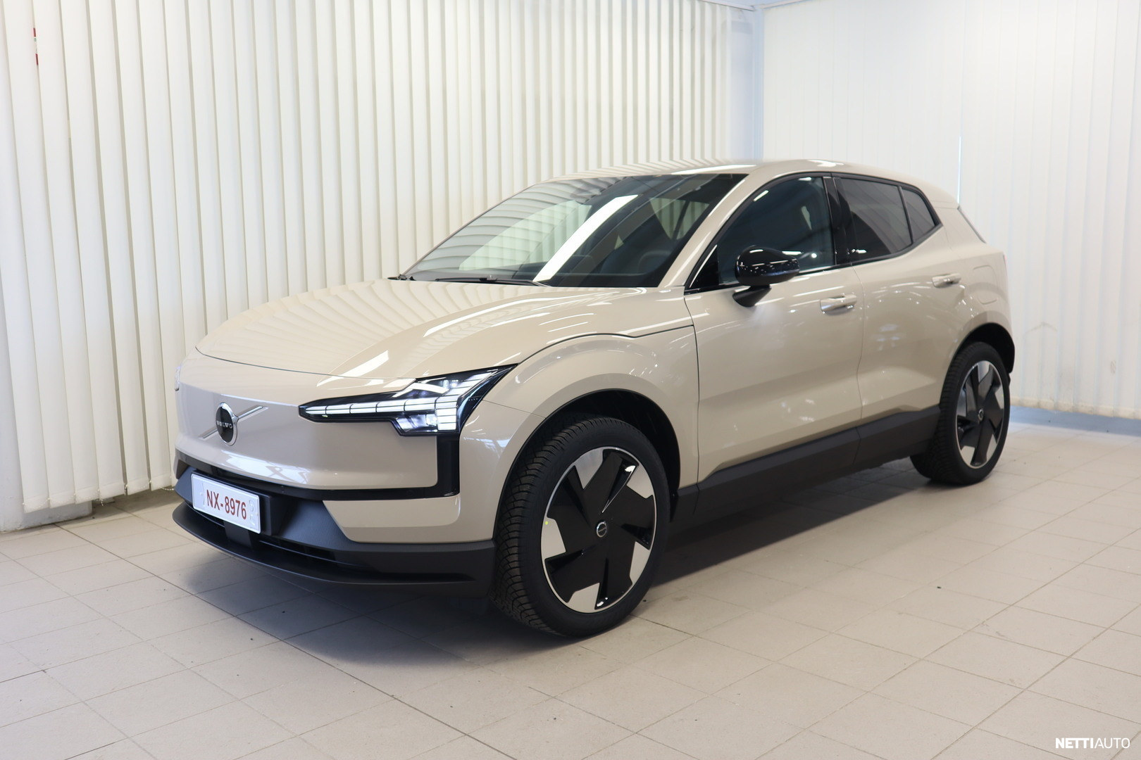 Volvo EX30
