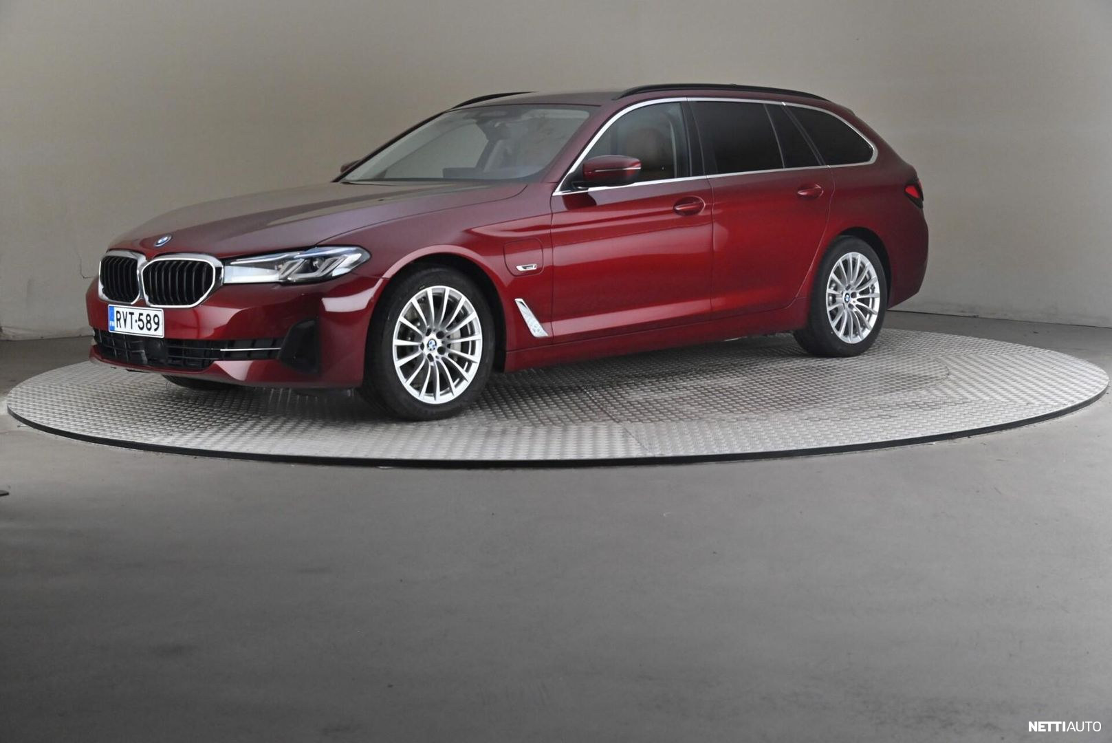 BMW 530