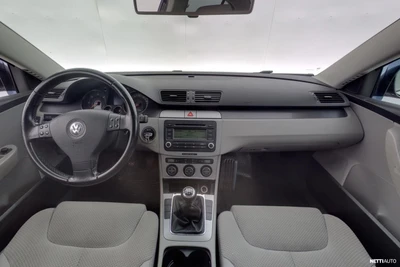 Volkswagen Passat 1.9 TDI Man 105hv 2006, photo 7/19