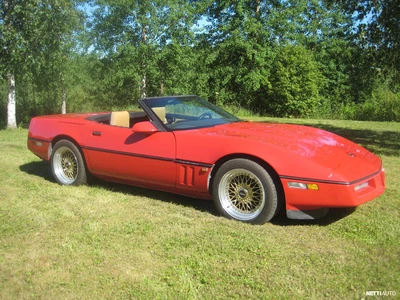 Chevrolet Corvette 1987, kuva 1/6