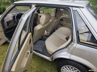 Opel Corsa 1990, kuva 4/8
