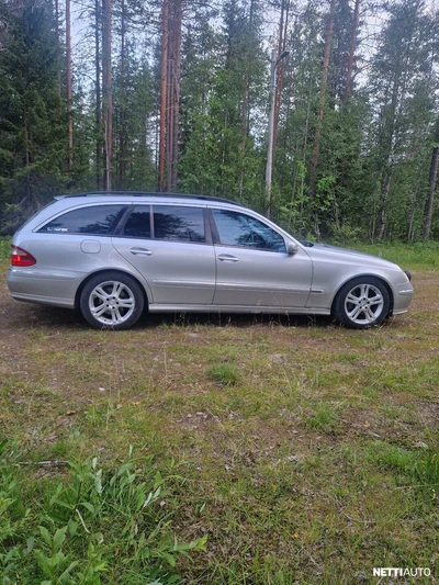 Mercedes-Benz E 2003, kuva 6/13