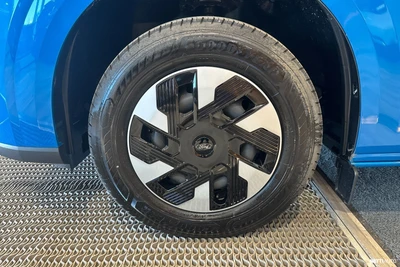Ford Transit Custom 2025, photo 6/17
