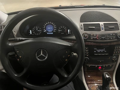 Mercedes-Benz E 240 2004, photo 5/10