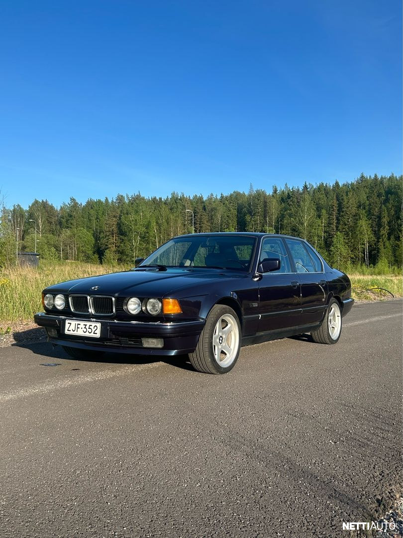 BMW 750