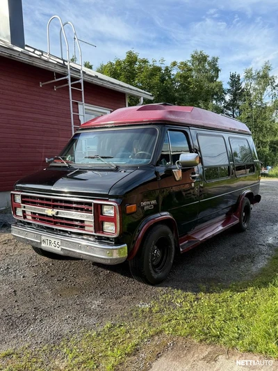 Chevrolet Chevy Van 1989, kuva 4/10