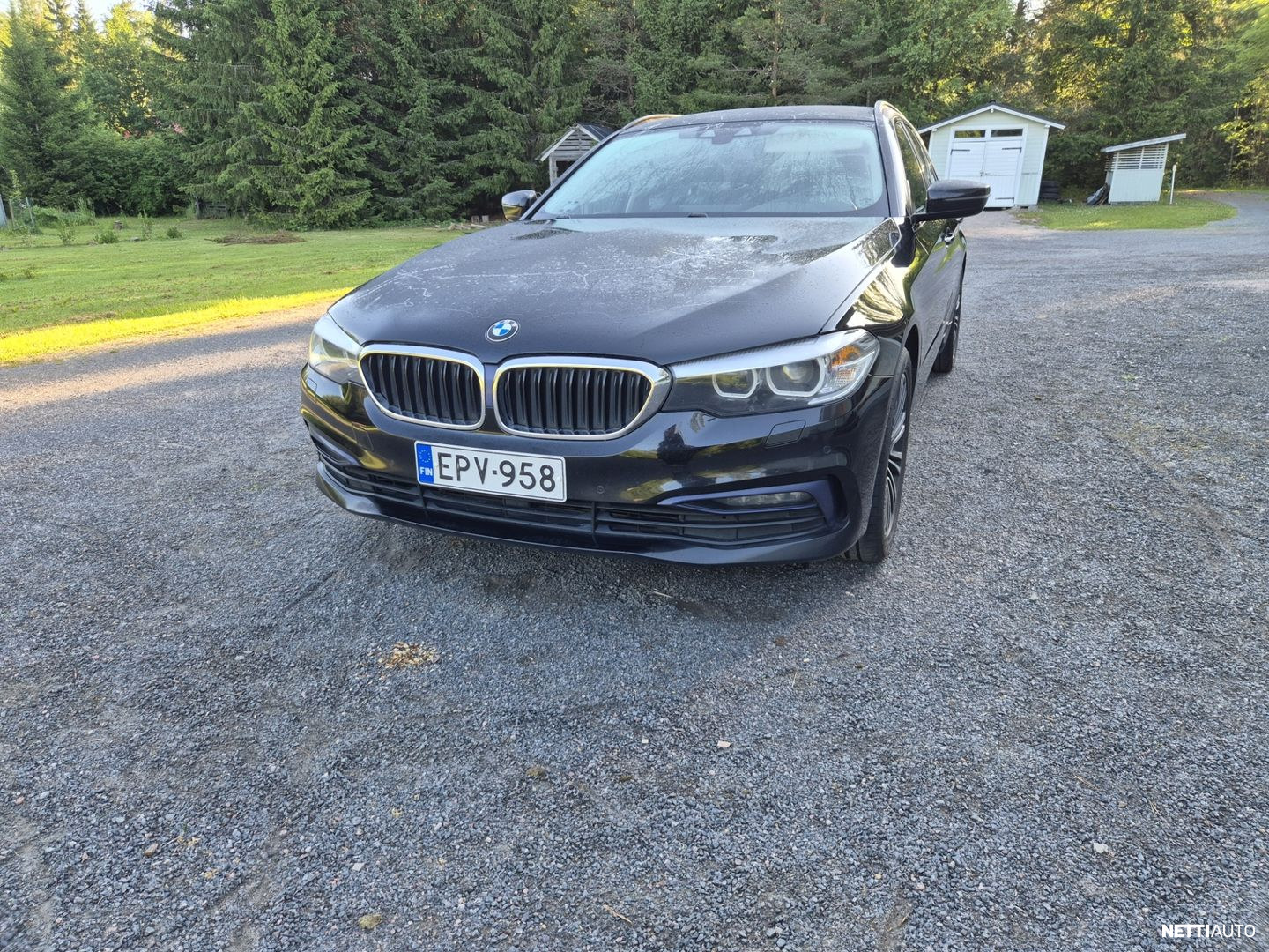 BMW 518