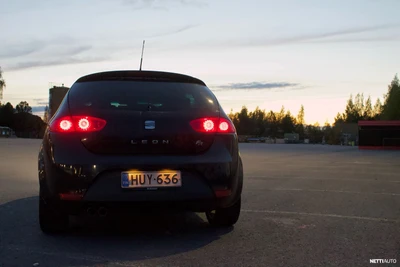 Seat Leon FR 170 TDI CR DPF DSG 2011, photo 3/13