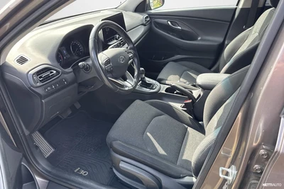 Hyundai i30 2021, kuva 6/9