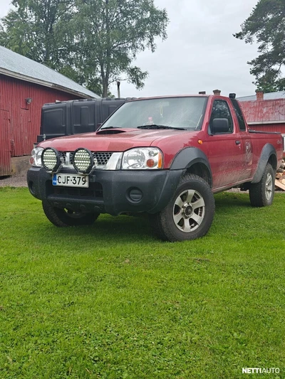 Nissan King Cab 2003, photo 1/12
