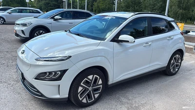 Hyundai Kona 2021, photo 2/5