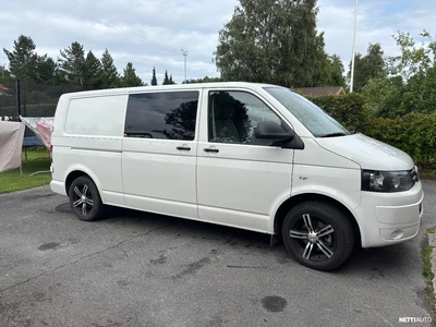 Volkswagen Transporter 2013, kuva 2/6