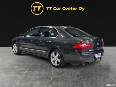 Skoda Superb 2010, photo 6/19