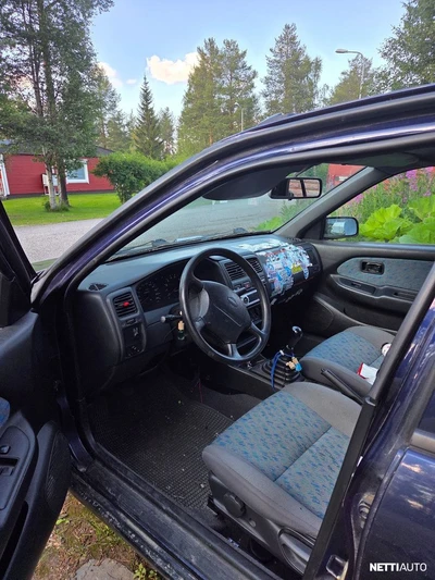 Nissan Almera 1997, kuva 4/5