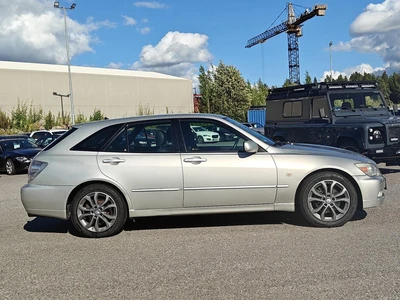 Lexus IS 200 2003, photo 7/15