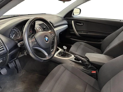 BMW 116 E81 Hatchback 3-ov Business 2010, photo 7/31
