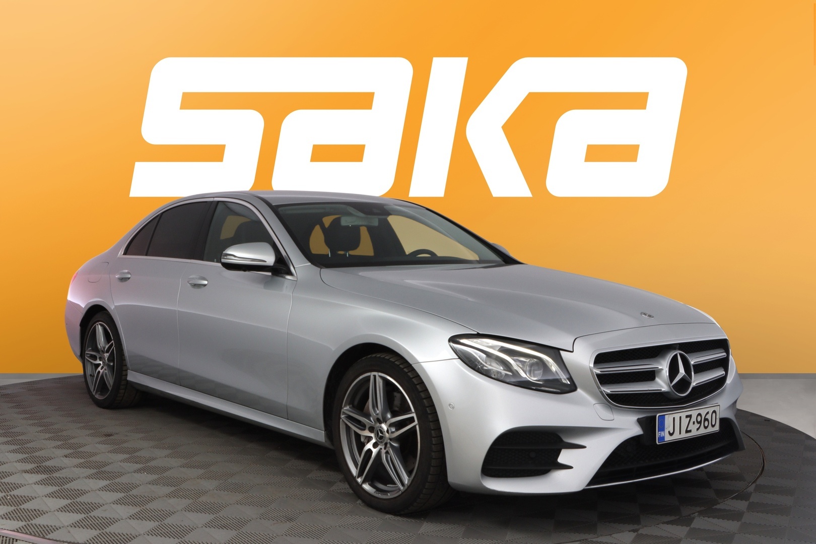 Mercedes-Benz E