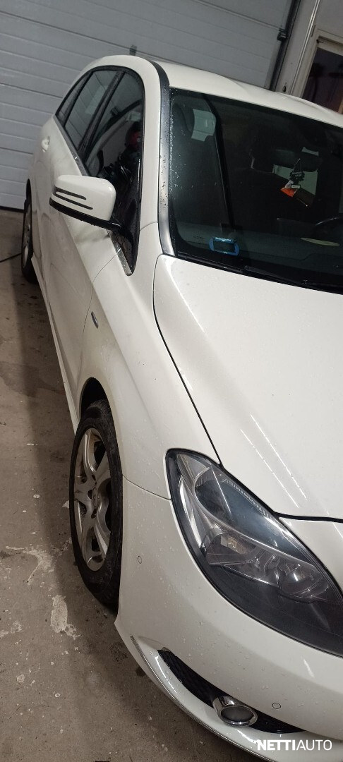 Mercedes-Benz B