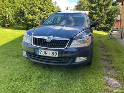 Skoda Octavia 2012, kuva 1/17