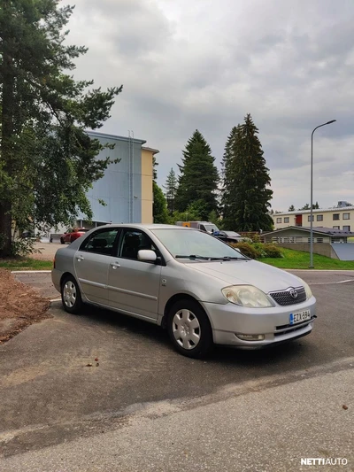 Toyota Corolla 2003, photo 2/8