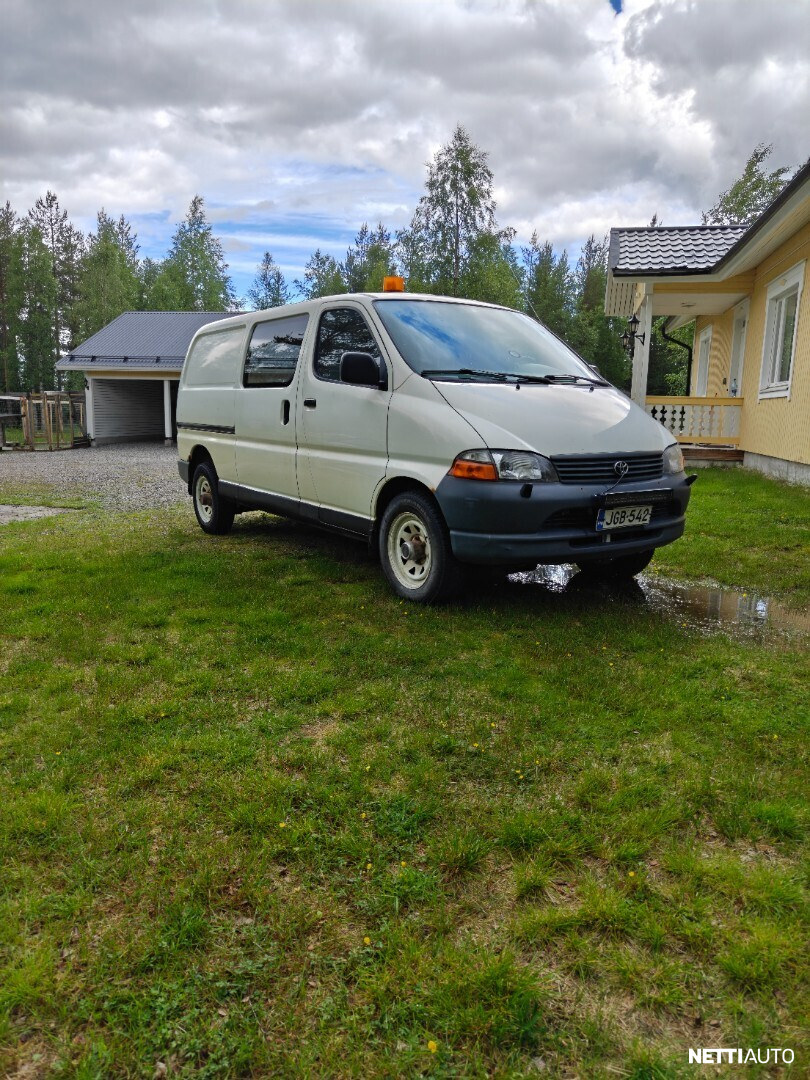 Toyota Hiace