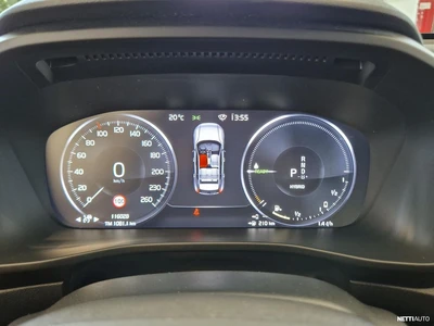 Volvo XC40 2021, kuva 7/18