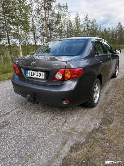 Toyota Corolla 2009, photo 6/9
