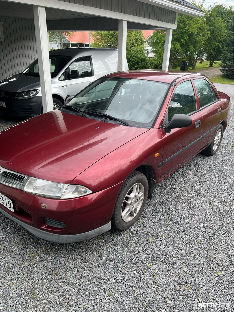 Mitsubishi Carisma