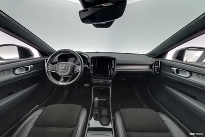 Volvo XC40 P8 AWD Business R-Design aut 2021, photo 7/12