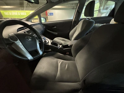 Toyota Prius HSD Premium 5ov 2010, kuva 4/7